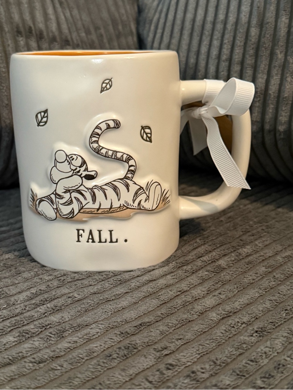 Rae Dunn ✨Disney Winnie the Pooh White & Orange Tigger “Fall” Ceramic Mug NWT